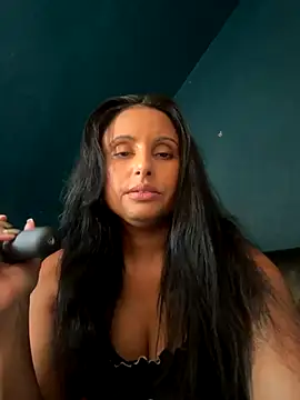 Angelaarayexx online show from September 2025 10:54:01 AM