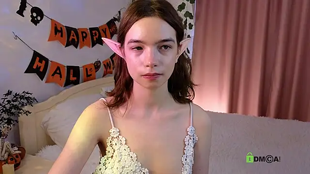 Snapshot of Evi_Brook chatting on October 2025 08:46:02 AM Evi Brook online show from October 2025 08:46:02 AM