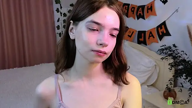 Snapshot of Evi_Brook chatting on November 2025 11:13:02 AM Evi Brook online show from November 2025 11:13:02 AM