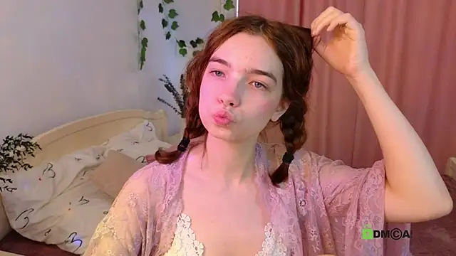 Evi Brook online show from October 2025 11:12:01 AM