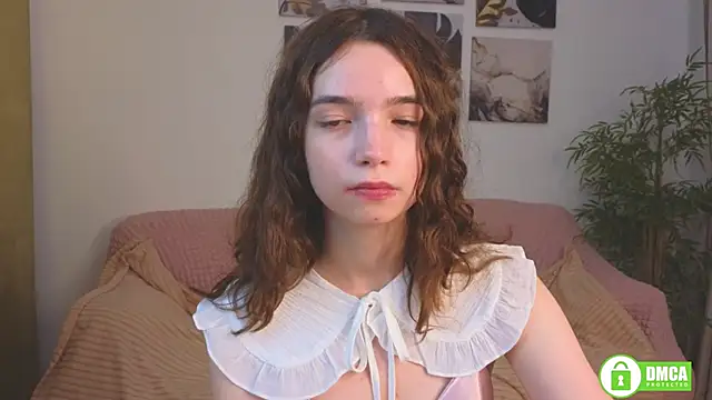 Evi Brook online show from September 2025 08:25:01 PM