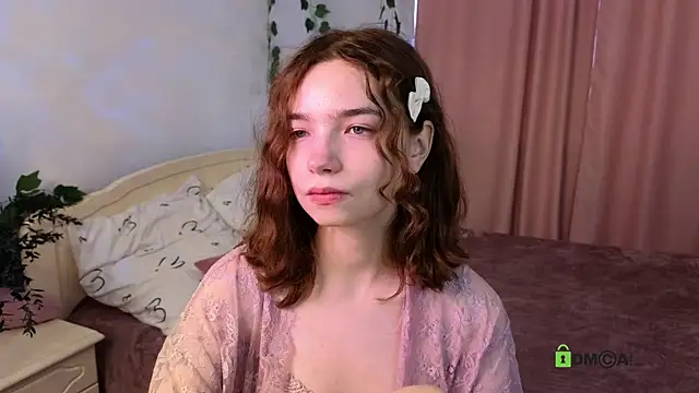 Evi Brook online show from September 2025 12:33:01 PM