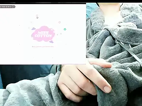 Snapshot of Hallamesta chatting on March 2026 06:59:02 PM Hallamesta online show from March 2026 06:59:02 PM