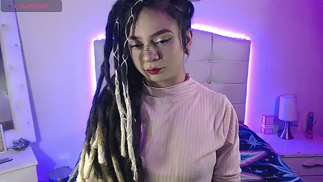 elapetitie online show from November 2025 06:13:01 AM