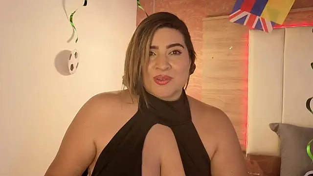 Snapshot of AgnesIvanova chatting on June 2026 06:35:02 PM AgnesIvanova online show from June 2026 06:35:02 PM