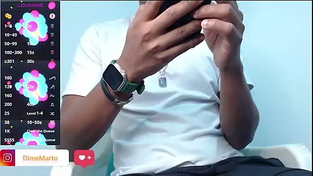 Snapshot of mike_black_22 chatting on February 2026 01:55:02 PM mike black 22 online show from February 2026 01:55:02 PM