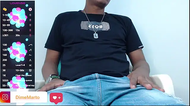 Snapshot of mike_black_22 chatting on June 2026 05:57:02 PM mike black 22 online show from June 2026 05:57:02 PM