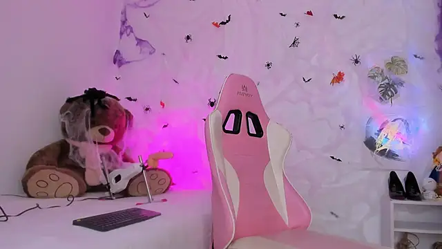 Nataly evans18 online show from October 2025 06:57:01 AM