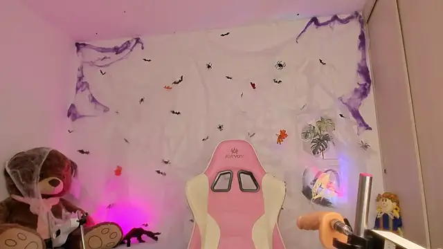 Nataly evans18 online show from October 2025 07:07:02 AM