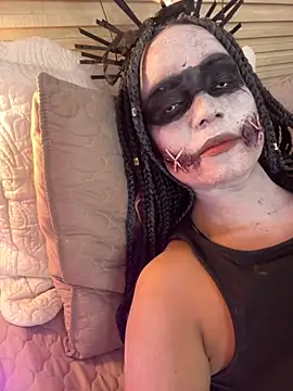 Snapshot of Samara_Hadi_ chatting on October 2025 10:54:01 PM Samara Hadi online show from October 2025 10:54:01 PM