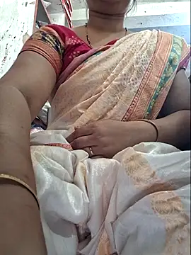 indianhotwife639 online show from June 2026 04:44:01 AM