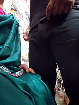 Snapshot of indianhotwife639 chatting on February 2026 06:02:01 AM indianhotwife639 online show from February 2026 06:02:01 AM