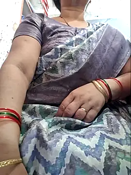 Snapshot of indianhotwife639 chatting on May 2026 07:27:01 AM indianhotwife639 online show from May 2026 07:27:01 AM