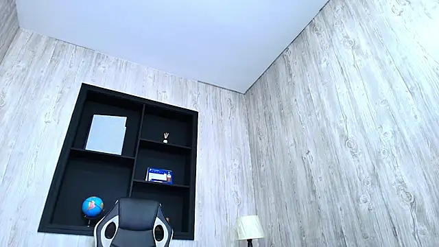 Snapshot of SkarlettAry chatting on November 2025 03:01:02 PM SkarlettAry online show from November 2025 03:01:02 PM