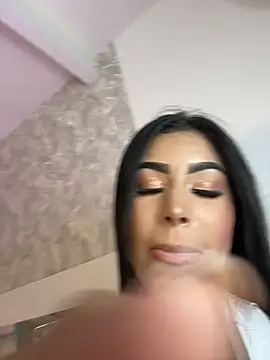 Snapshot of MaddyGray_ chatting on November 2025 07:14:01 PM MaddyGray online show from November 2025 07:14:01 PM