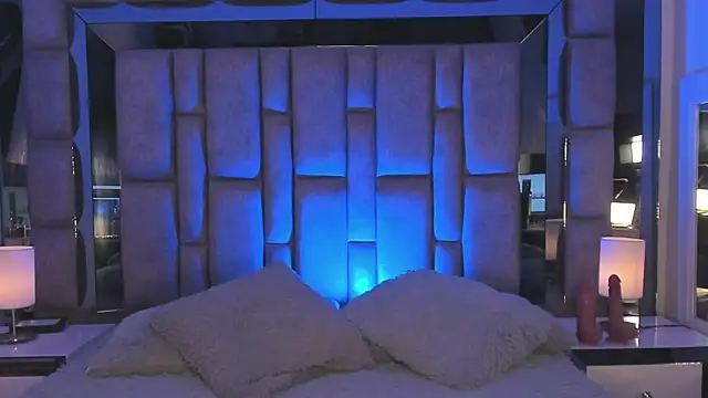 MaddyGray  online show from January 2026 06:14:01 PM