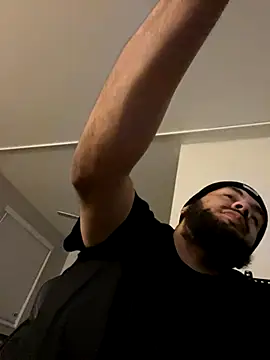 Bbrn69official online show from November 2025 09:25:01 AM