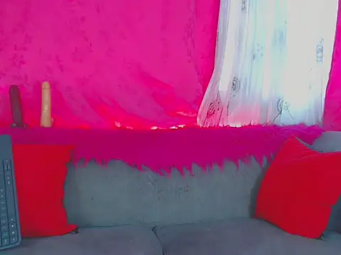 Snapshot of vicky_gill chatting on December 2025 08:10:01 PM vicky gill online show from December 2025 08:10:01 PM