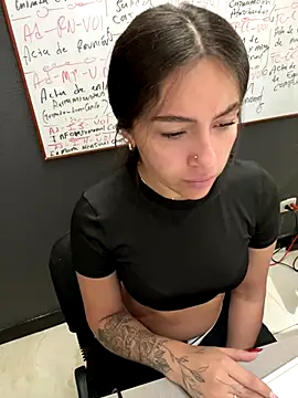 Snapshot of Alyha_Cortes chatting on September 2025 01:42:01 PM Alyha Cortes online show from September 2025 01:42:01 PM