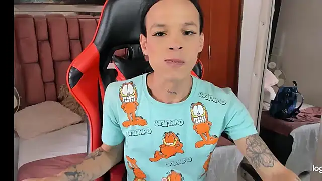 Snapshot of sara_slut21 chatting on January 2025 06:07:01 PM sara slut21 online show from January 2025 06:07:01 PM