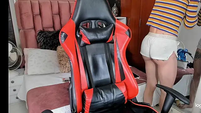 Snapshot of sara_slut21 chatting on February 2025 08:42:01 PM sara slut21 online show from February 2025 08:42:01 PM