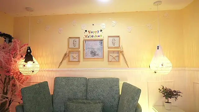 LoonaNyx online show from October 2025 11:31:01 AM