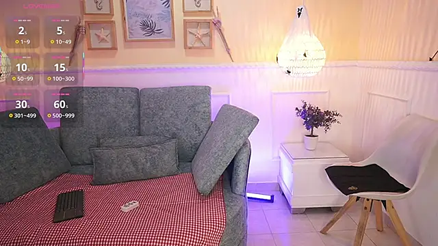 LoonaNyx online show from October 2025 11:34:01 AM