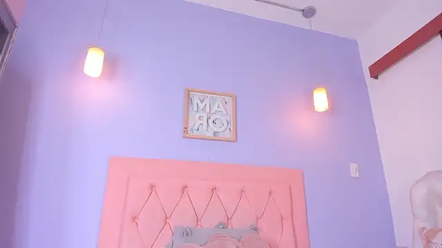 NoahPerez online show from February 2026 12:33:02 AM