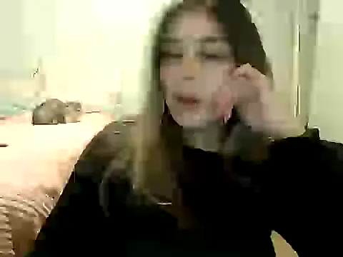 Snapshot of Becca_B chatting on May 2026 09:23:02 PM Becca B online show from May 2026 09:23:02 PM