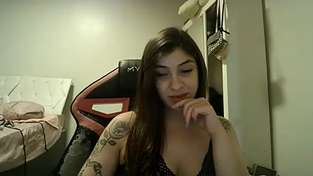 Becca B online show from November 2025 12:00:02 AM