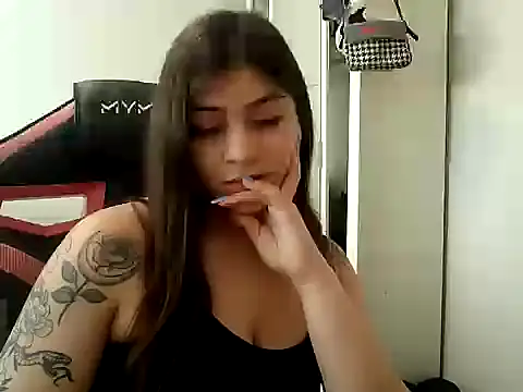 Becca B online show from November 2025 01:26:01 PM