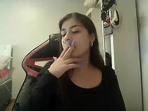 Becca B online show from November 2025 07:46:02 PM