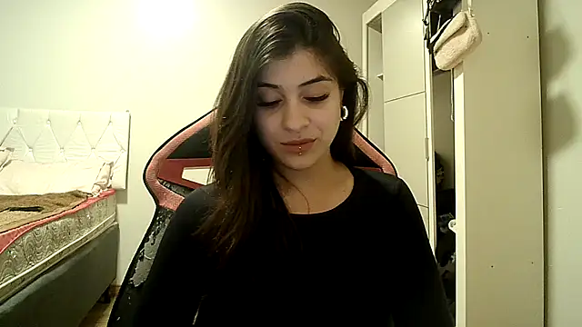 Becca B online show from October 2025 02:21:01 AM