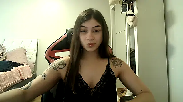 Becca B online show from November 2025 08:53:01 PM