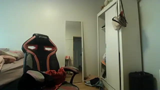 Becca B online show from February 2026 04:56:01 PM