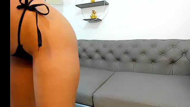 nefer ahsgarr online show from October 2025 09:59:01 PM