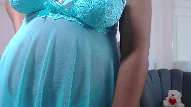 NatashaSilver online show from November 2025 03:15:01 PM