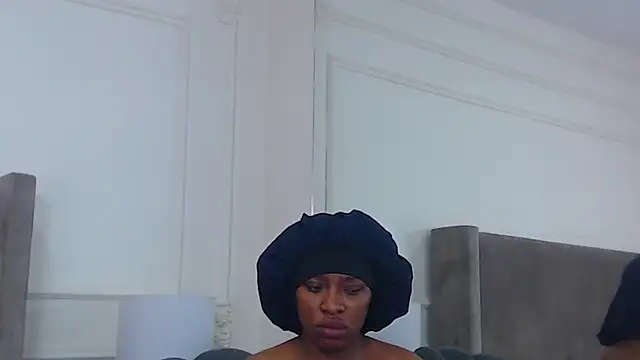 NatashaSilver online show from October 2025 01:30:01 PM