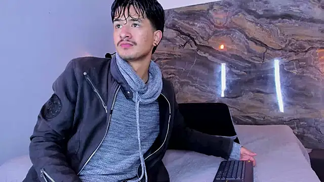 Snapshot of DimitriDeluxe chatting on September 2025 12:05:02 PM DimitriDeluxe online show from September 2025 12:05:02 PM