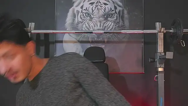 Snapshot of DimitriDeluxe chatting on December 2025 07:46:01 PM DimitriDeluxe online show from December 2025 07:46:01 PM