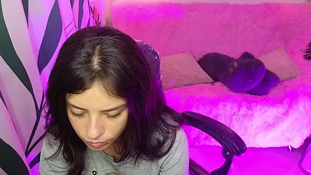 Snapshot of kathie_lozada chatting on September 2025 04:52:01 AM kathie lozada online show from September 2025 04:52:01 AM