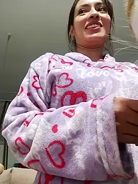 Adarha Ramirez online show from November 2025 12:31:01 AM