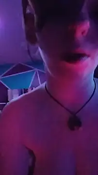 LadyFreyna online show from May 2026 12:42:02 AM