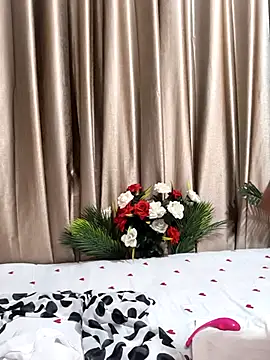 Shalu G online show from February 2026 04:00:01 AM