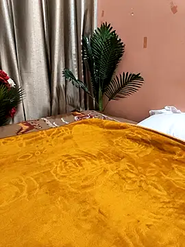 Shalu G online show from February 2026 02:23:02 AM