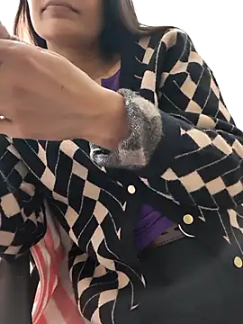 Snapshot of Shalu_G chatting on November 2025 11:36:01 AM Shalu G online show from November 2025 11:36:01 AM