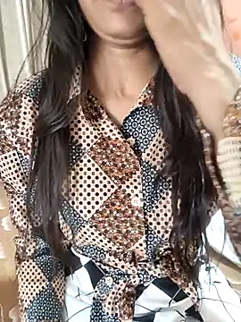 Shalu G online show from February 2026 09:42:02 AM