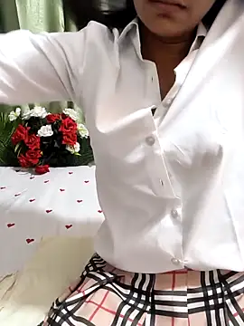 Shalu G online show from May 2026 03:00:01 AM
