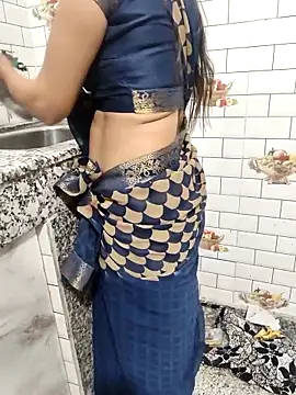 Shalu G online show from April 2026 06:37:02 PM