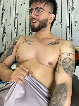 Snapshot of King_Draven3 chatting on January 2026 07:23:01 PM King Draven3 online show from January 2026 07:23:01 PM